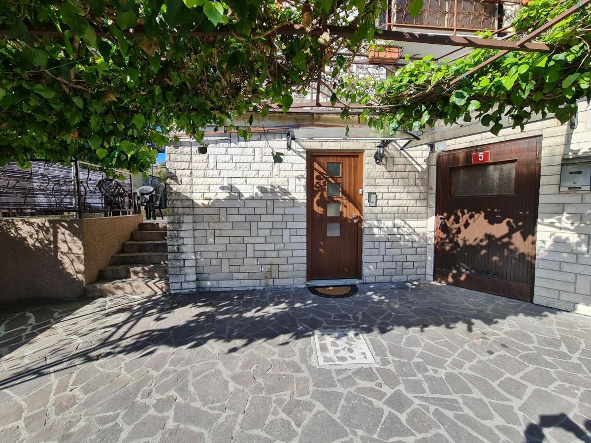 Apartma Pina Apartamento Izola Exterior foto