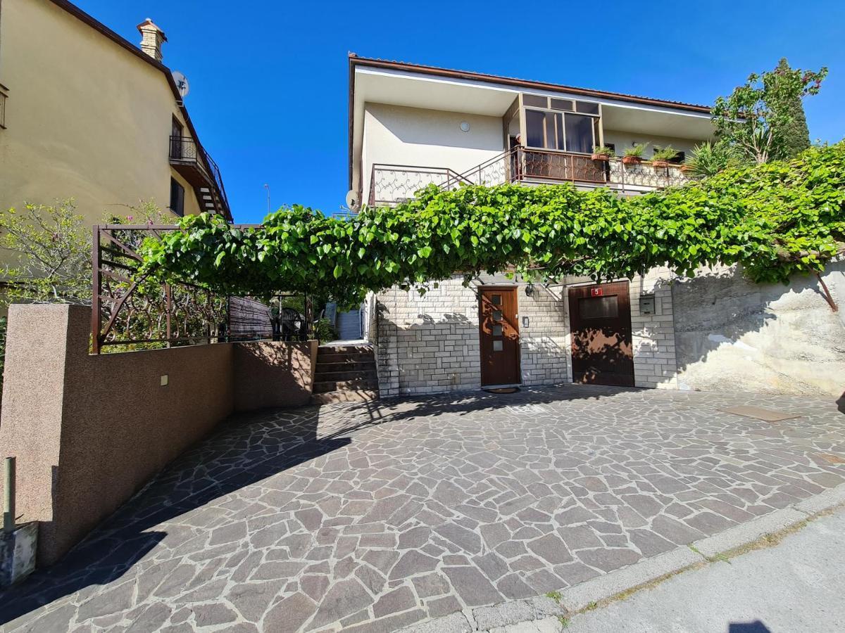 Apartma Pina Apartamento Izola Exterior foto