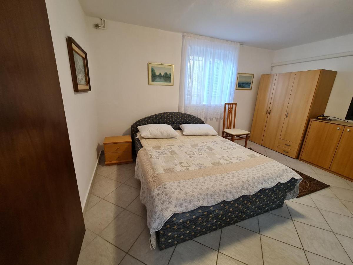 Apartma Pina Apartamento Izola Exterior foto